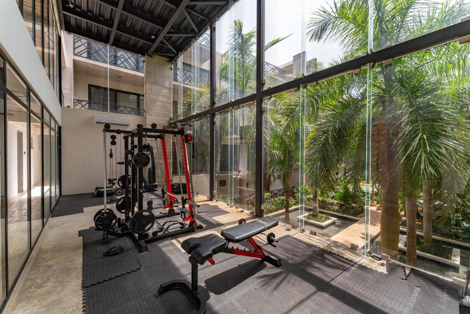 Stylish 2br Penthhouse, Private Terrace, Grill And Pool