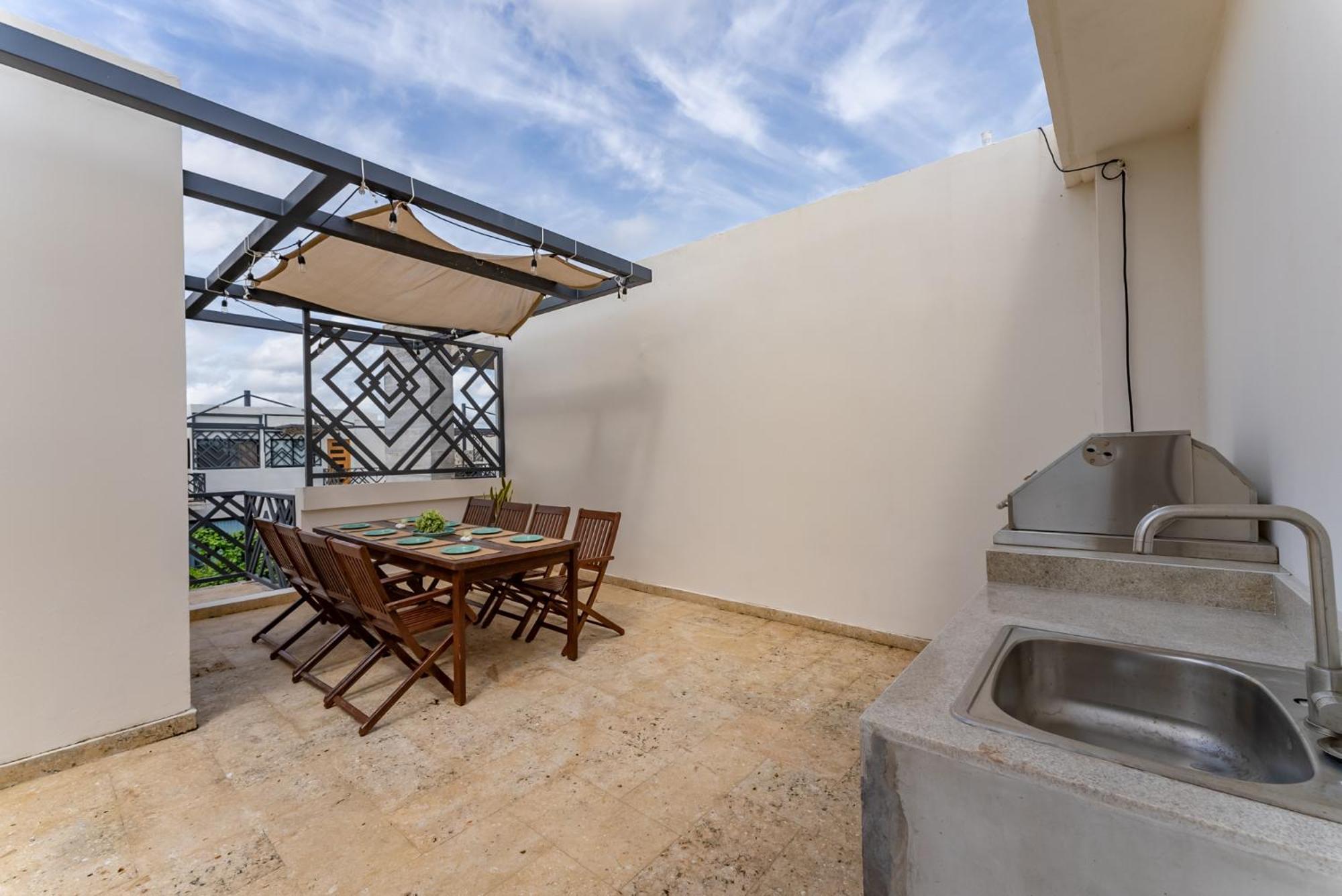 Stylish 2br Penthhouse, Private Terrace, Grill And Pool Apartment Tulum
