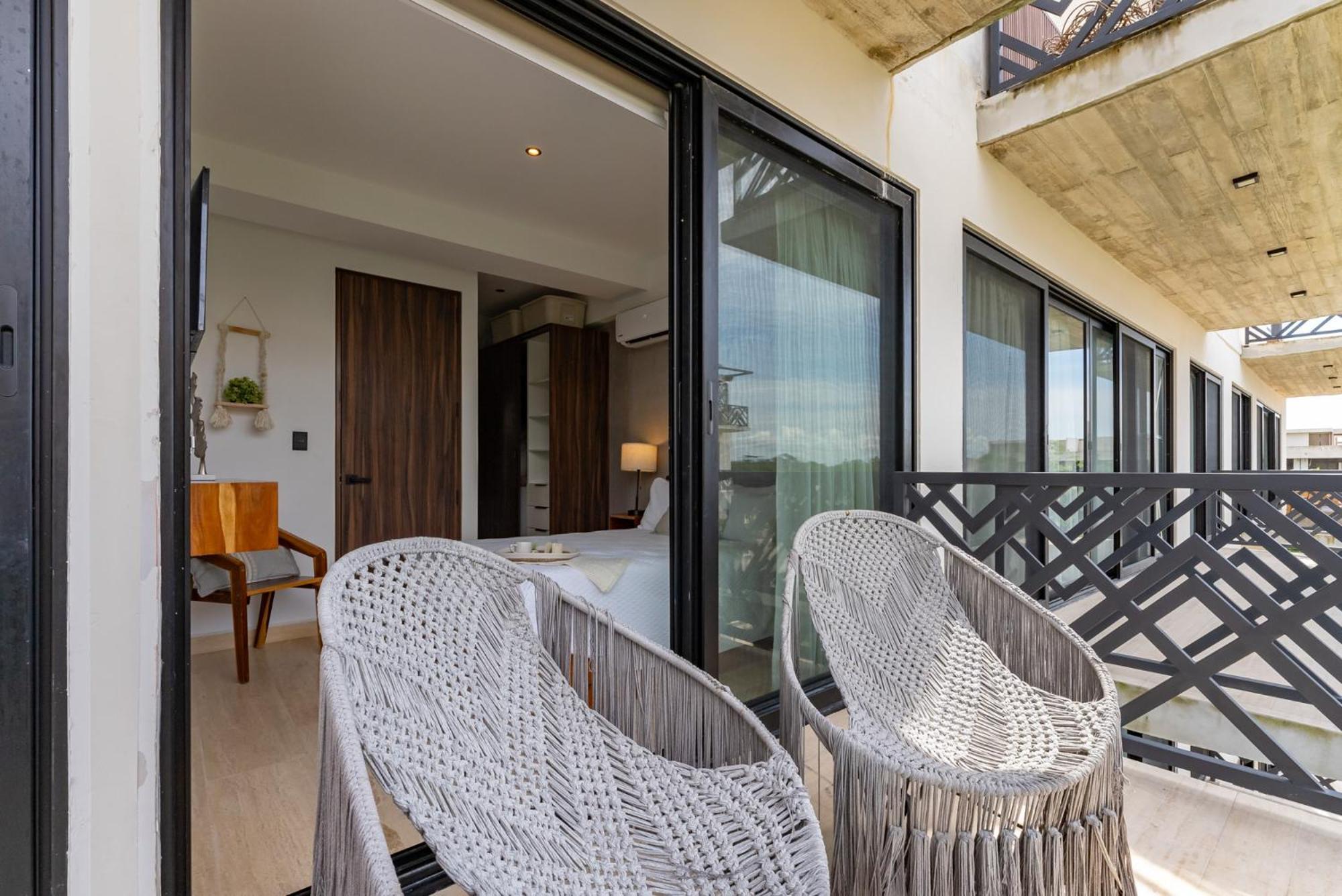 Stylish 2br Penthhouse, Private Terrace, Grill And Pool Apartment