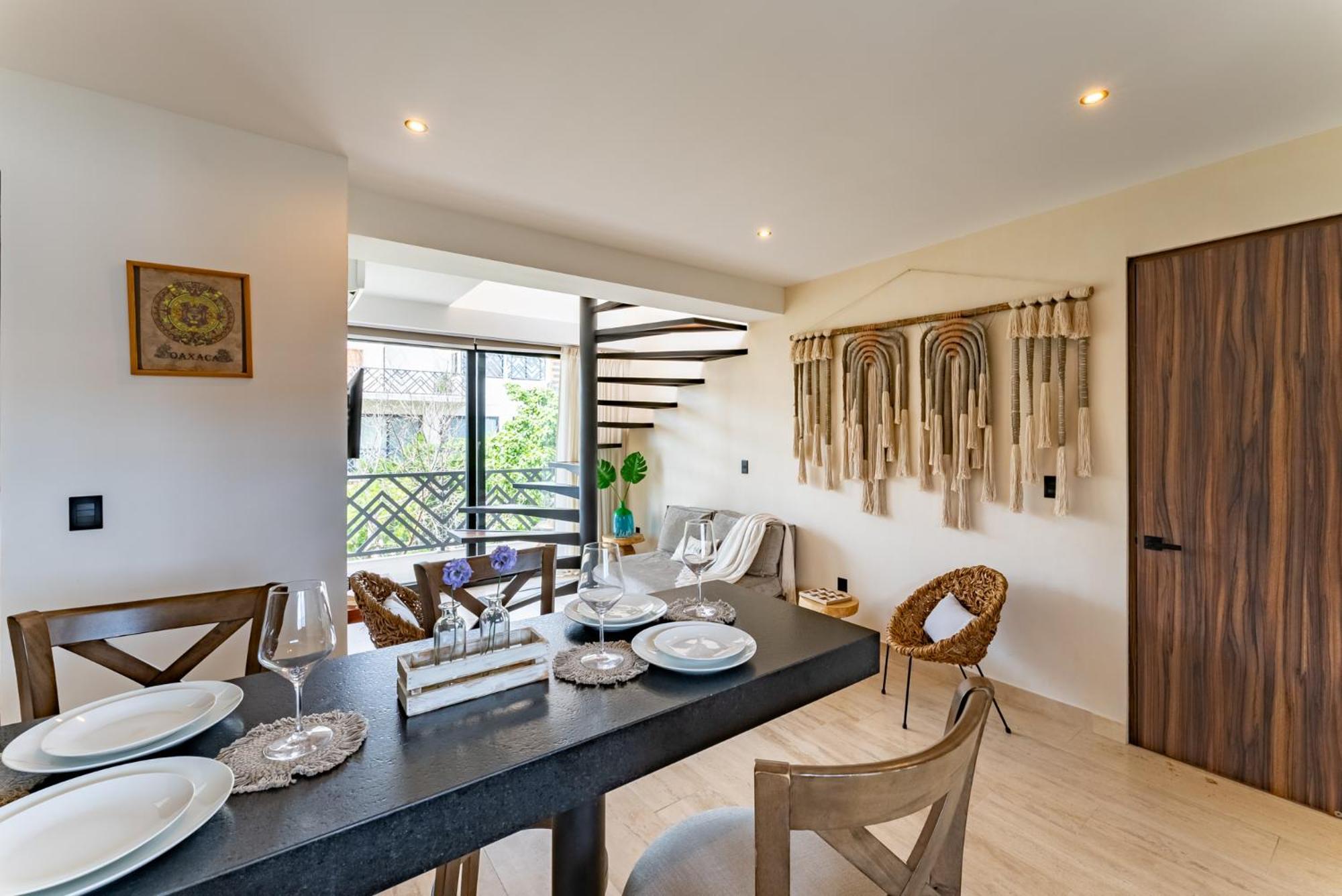 Stylish 2br Penthhouse, Private Terrace, Grill And Pool Apartment
